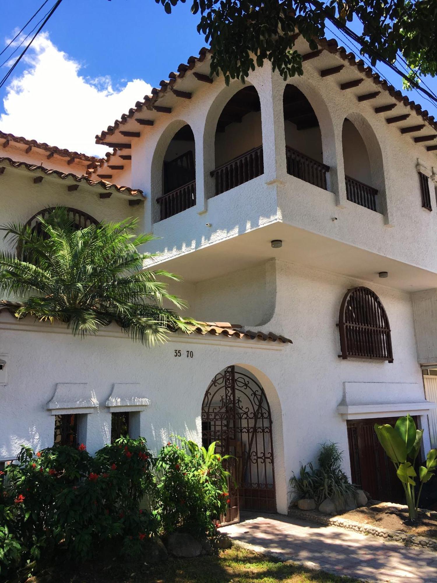 Oasis En El Corazon De Medellin, Laureles Apartment Ngoại thất bức ảnh